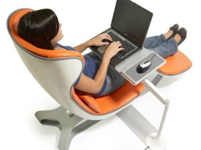 Удобное кресло для компьютера для дома